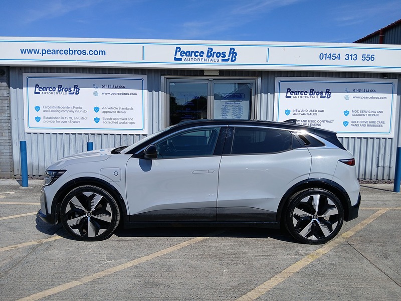 Renault Megane E-Tech techno+ - U3737