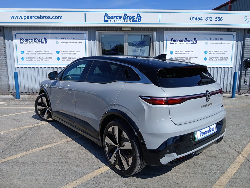 Renault Megane E-Tech techno+ - U3737