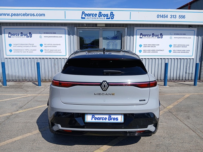 Renault Megane E-Tech techno+ - U3737