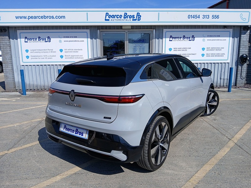 Renault Megane E-Tech techno+ - U3737