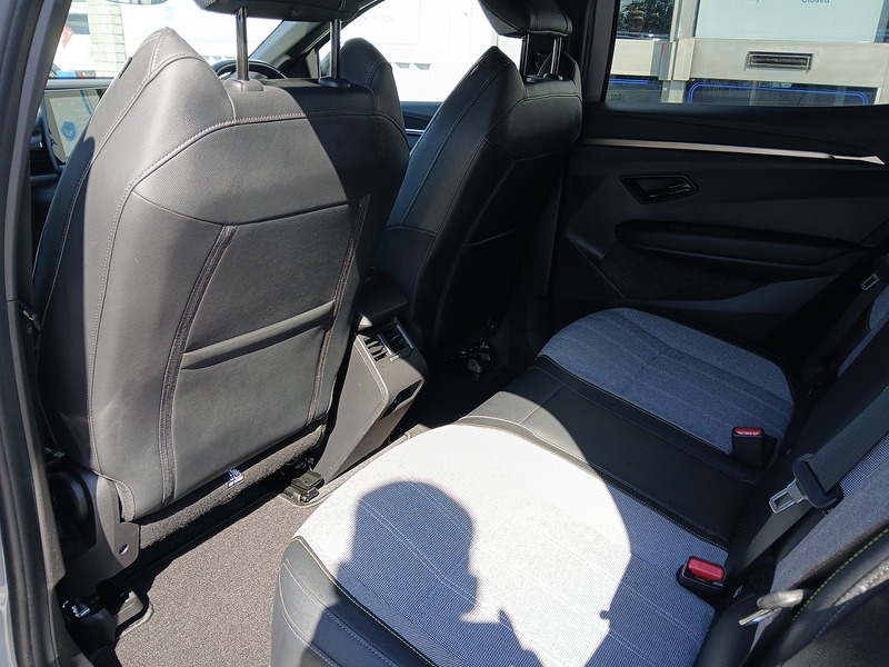 Renault Megane E-Tech techno+ - U3737