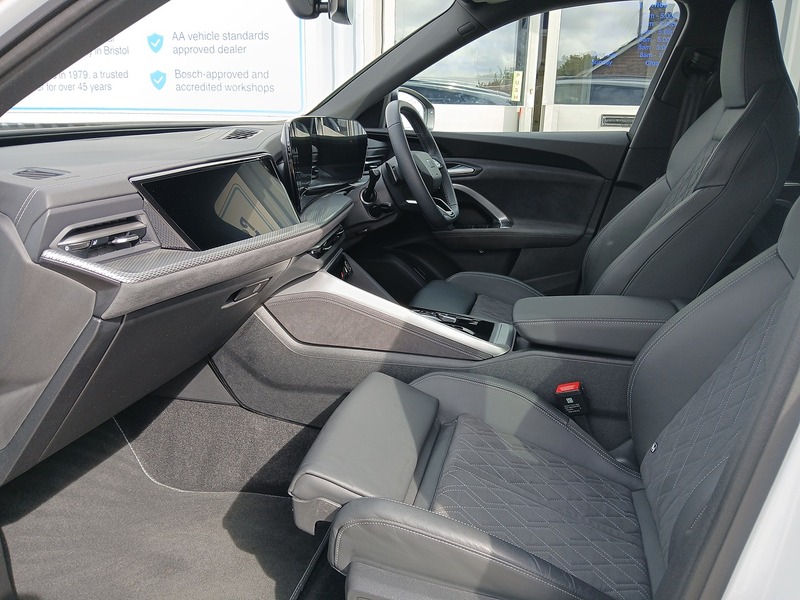 Audi Q5 TFSI Edition 1 - U3743