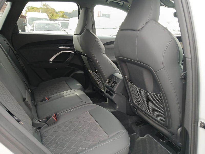 Audi Q5 TFSI Edition 1 - U3743