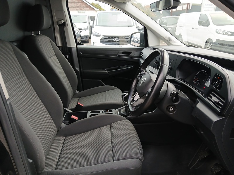 Volkswagen Caddy Maxi TDI C20 Commerce Plus - U3758