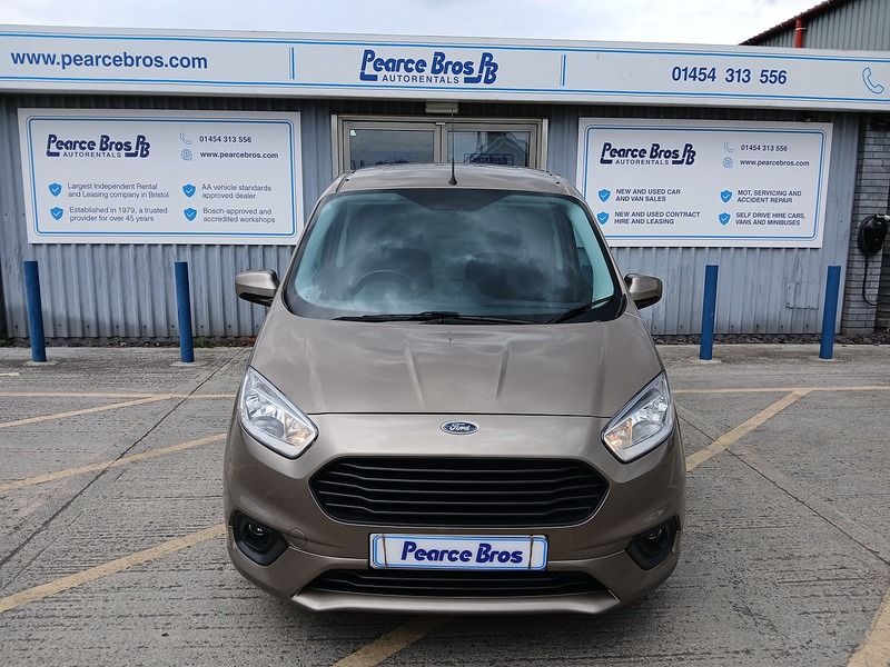 Ford Transit Courier EcoBoost Limited - U3774