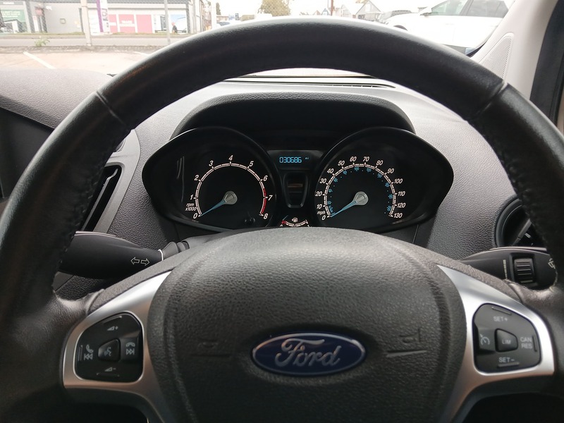 Ford Transit Courier EcoBoost Limited - U3774