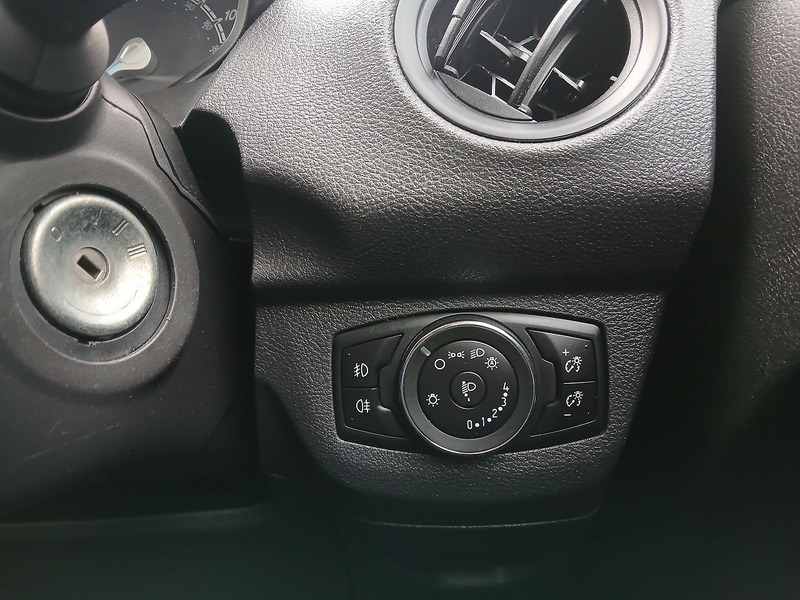 Ford Transit Courier EcoBoost Limited - U3774