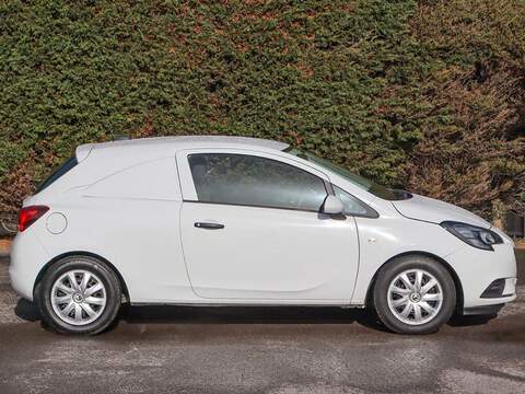 Vauxhall Corsa 1.3CDTI, 95bhp, Van, Euro 6, DAB Radio, USB, Aux In, Bluetooth, Remote Central Locking, Electric - U6881