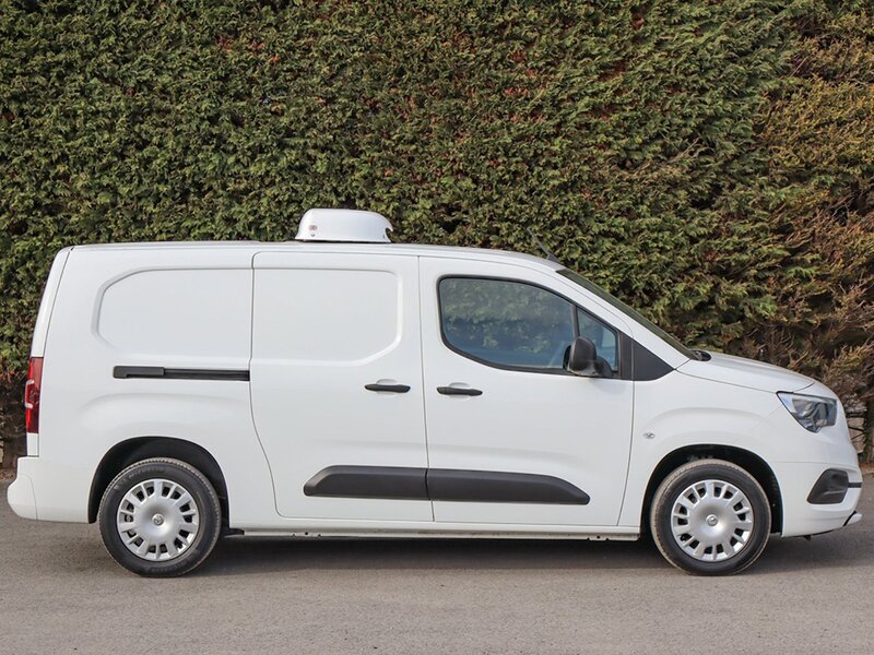 Vauxhall Combo 2300 Sportive 1.5 TurboD, 100bhp, L2 Long Chiller Van, Air Con, Cruise Control, Reverse Parking - U6941