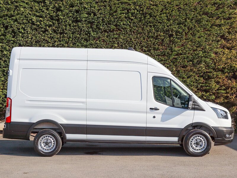 Ford Transit 350 RWD 2.0TDCi, 130ps, L3H3 LWB Panel Van, Fog Lights, Front & Rear Parking Sensors, Bluetooth, USB - U6951