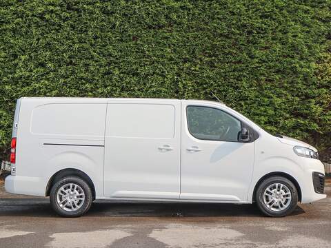 Vauxhall Vivaro 2900 Sportive 1.5 TURBO D 100BHP  L2 LONG PANEL VAN, AIR CON, CRUISE, TWIN SLD, REV PARK - U6990