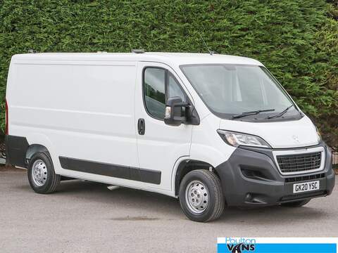 Peugeot Boxer 333 PROFESSIONAL 2.2HDI, 120BHP L1 H1 SWB LOW ROOF PANEL VAN, Air Con, Sat nav, Rev Cam
