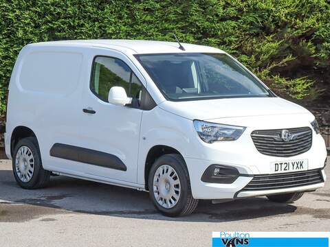 Vauxhall Combo 1.3CDTI, 95bhp, Van, Euro 6, DAB Radio, USB, Aux In, Bluetooth, Remote Central Locking, Electric Windows / Mirrors Small Van Manual Diesel