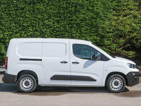 Peugeot Partner 850 Professional Premium + L2 Long 5 Seat Crew Van / Double Cab Van, B.Tooth, Air Con, Cruise - U7026