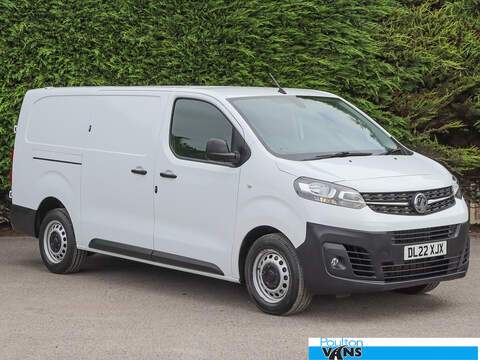 Vauxhall Vivaro 3100 PRO 2.0 TURBO D 145BHP L2 LONG PANEL VAN, SAT NAV, REV CAM, AIR CON, CRUISE, REV PARK
