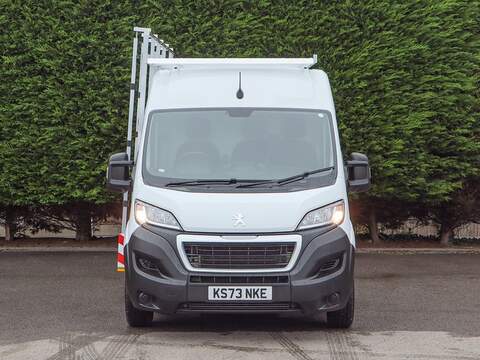 Peugeot Boxer 335 Professional Premium + 2.2HDI 140BHP L3 H2 LWB GLASS RACK VAN, NAV, AIR CON, CRUISE, REV PARK - U7052