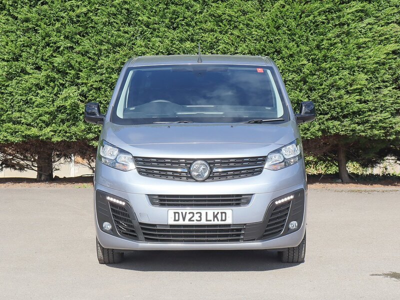 Vauxhall Vivaro 3100 PRO 2.0 TURBO D 145BHP L2 LONG PANEL VAN, SAT NAV, REV CAM, AIR CON, CRUISE, REV PARK - U7080