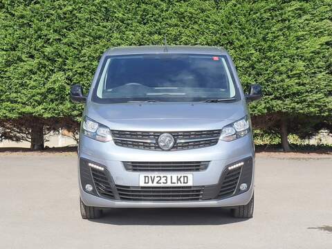 Vauxhall Vivaro 3100 PRO 2.0 TURBO D 145BHP L2 LONG PANEL VAN, SAT NAV, REV CAM, AIR CON, CRUISE, REV PARK - U7080
