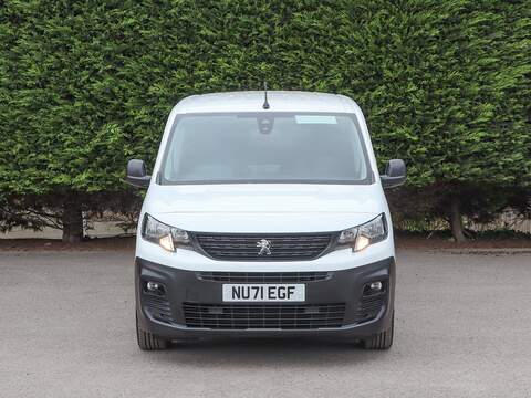 Peugeot Partner 850 Professional Premium 100BHP L2 LWB 5 SEAT CREW VAN, Air Con, Cruise, Twin SLD, Rev Park Sensors - U7092