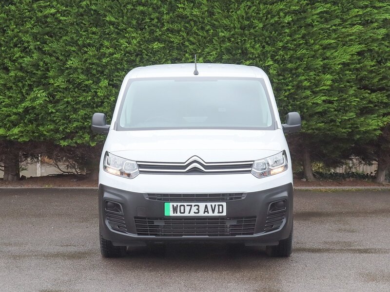 Citroen e-Berlingo 800 Enterprise M 50KW 7.4KW Charger 136BHP Electric AUTO M SWB VAN, Warranty Till 20/02/2027 - U7096