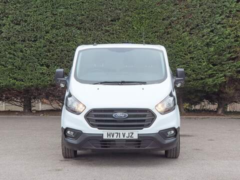 Ford Transit Custom 300 EcoBlue Leader 130PS L1 H1 Swb Panel Van, B.Tooth, Front Fogs, F + R Park Sensors, Towbar - U7105