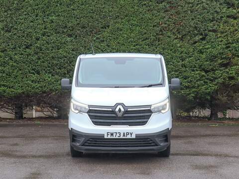 Renault Trafic LL30 Business 2.0DCI 145BHP L2 LWB 9 SEAT MINIBUS, Bluetooth, Air Con Front + Rear, Twin SLD - U7116