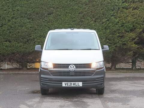 Volkswagen Transporter TDI T28 Startline BUSINESS PACK FWD 110BHP SWB PANEL VAN, Air Con, Cruise, Rev Park, 3 X Services. - U7123