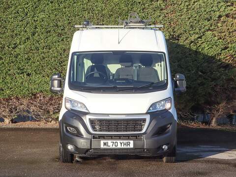 Peugeot Boxer 335 Prof 2.2HDI. 140BHP, L2H2 MWB VAN, Tool Racking, 1500W 230V Inverter, Handwash, Tool Chest - U7133