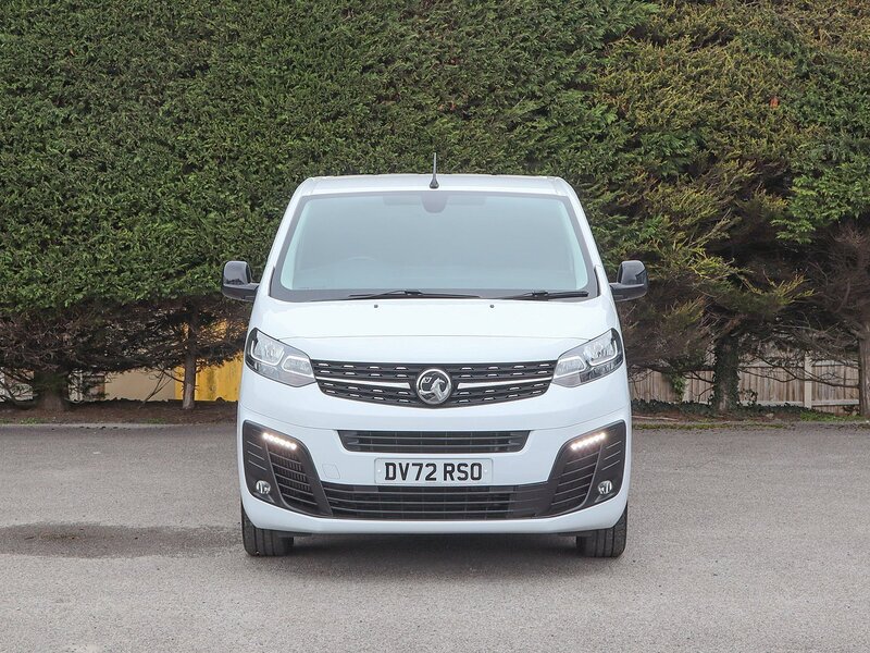Vauxhall Vivaro 2900 Sportive 1.5 TURBO D 100BHP L2 LONG PANEL VAN, AIR CON, CRUISE, TWIN SLD, REV PARK - U7175