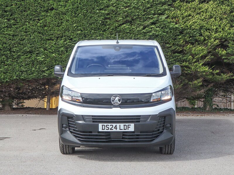 Vauxhall Vivaro 3100 PRIME XL 2.0TURBO D 145BHP L2 LONG PANEL VAN, Air Con, Cruise, Twin SLD, Rev Park Sensors. - U7224