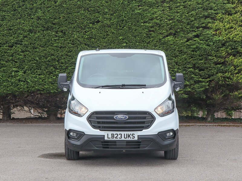 Ford Transit Custom 300 EcoBlue Leader 2.0TDCI, 130PS, L2 H1 LWB PANEL VAN, Air Con, Fog Lights, F + R Park Sens. - U7233