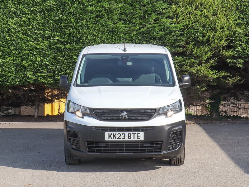 Peugeot Partner 850 Professional Premium+ 100BHP LONG L2 5 Seat Crew Van, Air Con, Cruise, Twin SLD - U7284