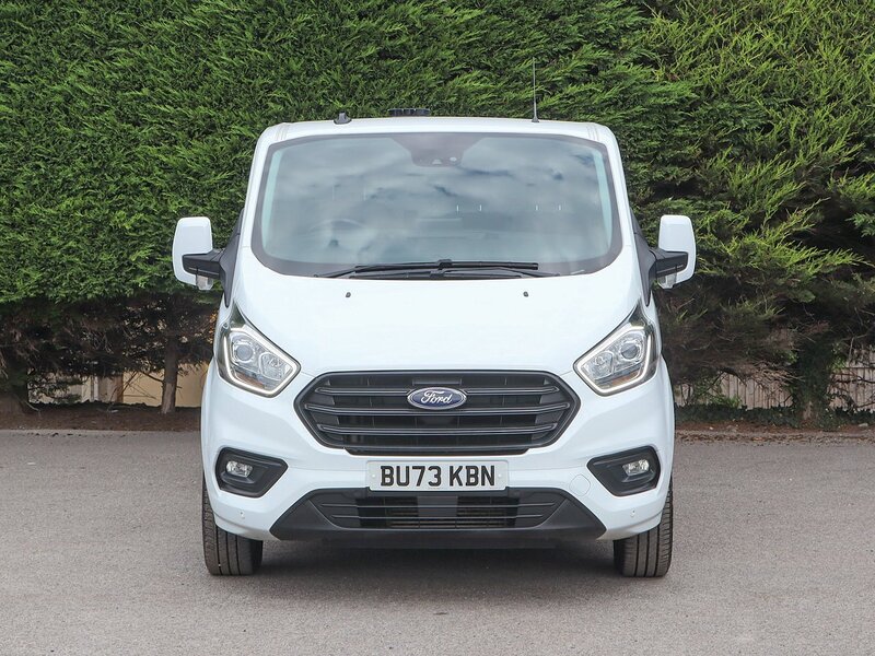 Ford Transit Custom 320 EcoBlue Trend 2.0TDCI, 130PS, L1 H1 VAN, H.Screen, Air Con, Cruise, Tool Racking + False Floor - U7285
