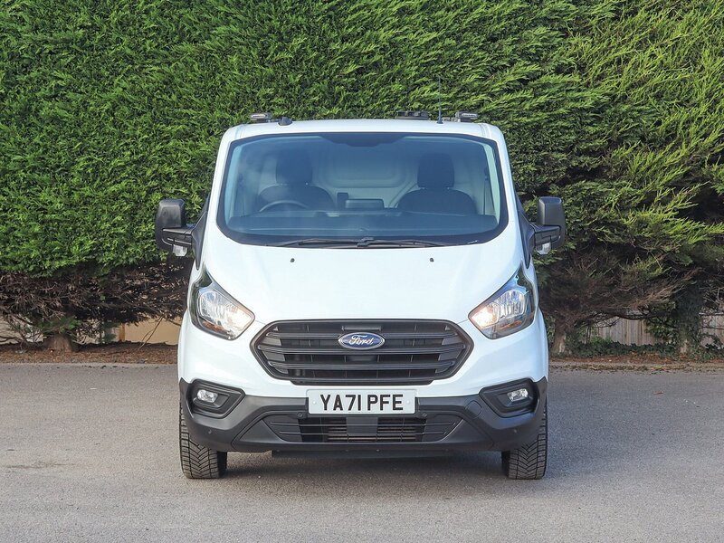 Ford Transit Custom 320 EcoBlue Leader 2.0TDCI, 105PS, L1 H1 SWB VAN , Single Pass Seat, AIR CON, TWIN SLD, TOOL RACKING - U7294