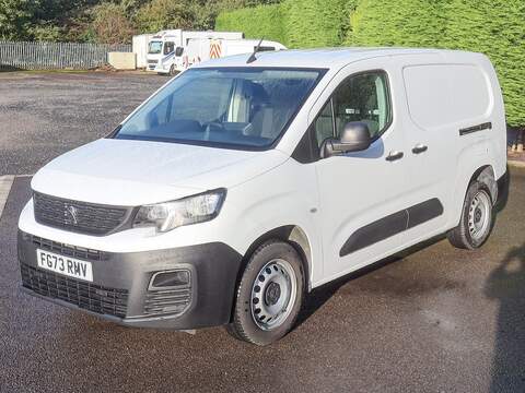 Peugeot Partner 850 Professional Premium + L2 5 Seat Crew Van
