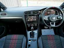 Volkswagen Golf 2.0 TSI GTI TCR, DSG