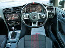 Volkswagen Golf 2.0 TSI GTI TCR, DSG