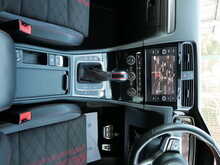 Volkswagen Golf 2.0 TSI GTI TCR, DSG