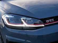 Volkswagen Golf 2.0 TSI GTI TCR, DSG