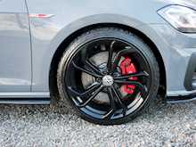 Volkswagen Golf 2.0 TSI GTI TCR, DSG