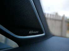 Volkswagen Golf 2.0 TSI GTI TCR, DSG