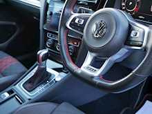 Volkswagen Golf 2.0 TSI GTI TCR, DSG