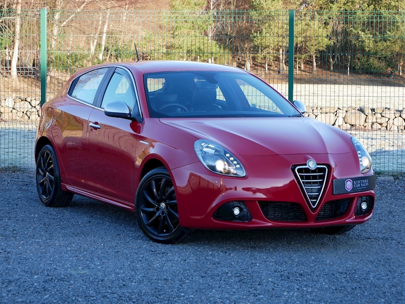 Alfa Romeo 2.0 JTDM-2 Veloce, Manual 2.0 5dr Hatchback Manual Diesel