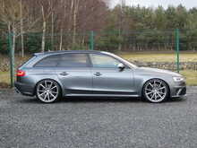 Audi RS4 Avant 4.2 FSI V8 Quattro Avant, S-Tronic