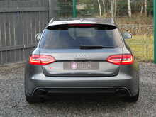 Audi RS4 Avant 4.2 FSI V8 Quattro Avant, S-Tronic