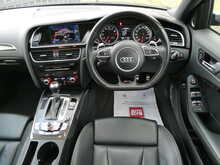 Audi RS4 Avant 4.2 FSI V8 Quattro Avant, S-Tronic