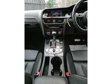 Audi RS4 Avant 4.2 FSI V8 Quattro Avant, S-Tronic