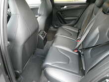 Audi RS4 Avant 4.2 FSI V8 Quattro Avant, S-Tronic