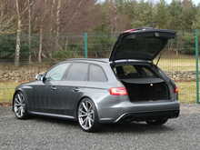 Audi RS4 Avant 4.2 FSI V8 Quattro Avant, S-Tronic