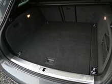 Audi RS4 Avant 4.2 FSI V8 Quattro Avant, S-Tronic